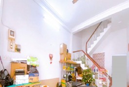 Bán nhà QUẬN PHÚ NHUẬN, hẻm Lê Văn Sỹ, 5.6 x 11.8m, Giá 6.55 tỷ
